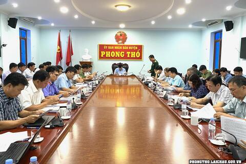 Phong Thổ triển khai công tác tuyển chọn, gọi công dân nhập ngũ và thực hiện nghĩa vụ tham gia Công an nhân dân năm 2024.