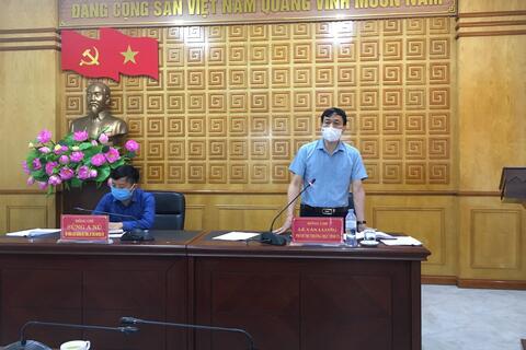 Đồng chí Lê Văn Lương, phó Bí thư thường trực tỉnh ủy làm việc với 789bet sòng bài trực tuyến
